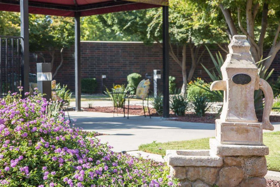 WILLOW CREEK HEALTHCARE CENTER