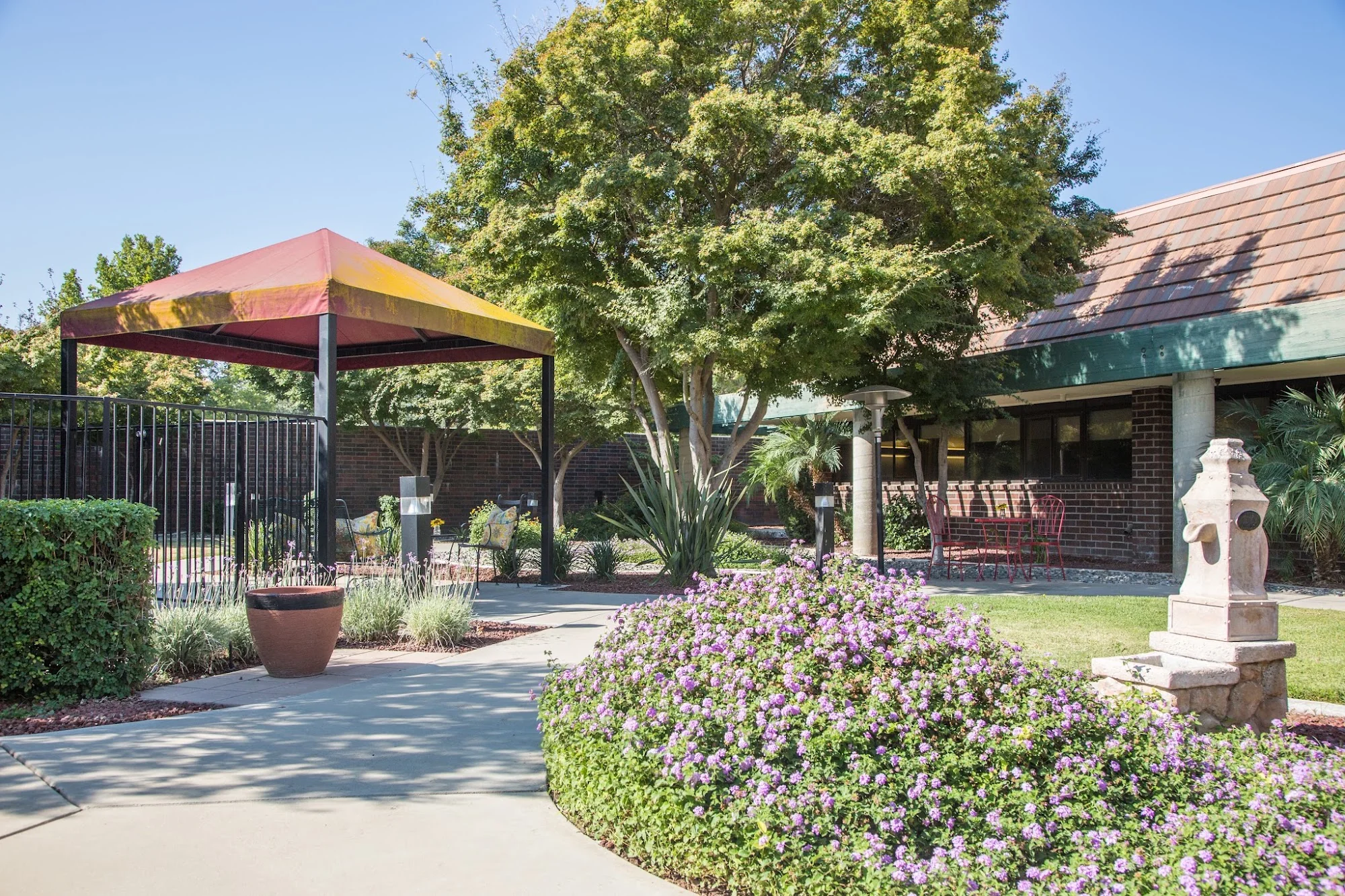 WILLOW CREEK HEALTHCARE CENTER