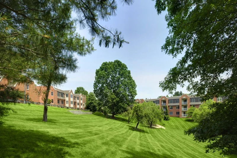 WILLOWBROOKE COURT AT COUNTRY HOUSE