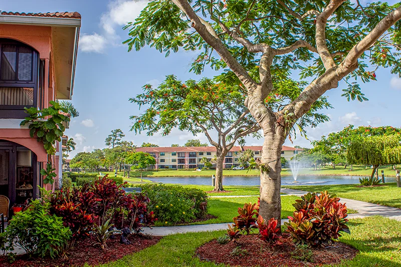 WILLOWBROOKE COURT AT ST ANDREWS ESTATES