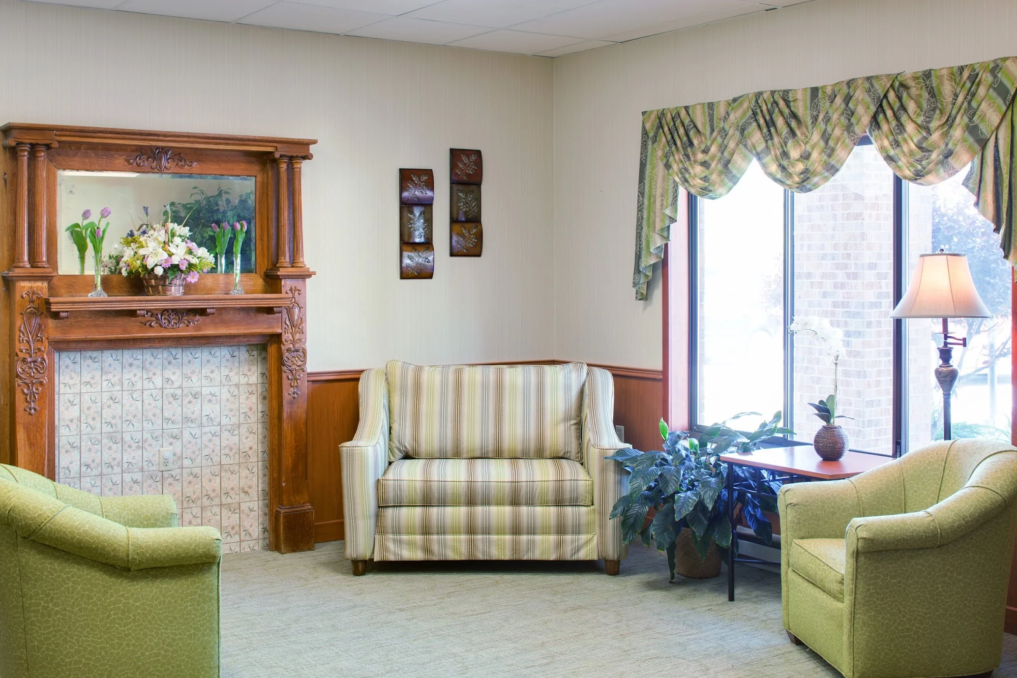 WILLOWS CENTER