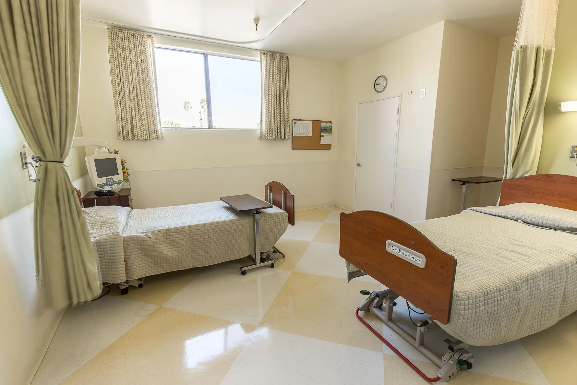 WINDSOR GARDENS CONVALESCENT HOSPITAL