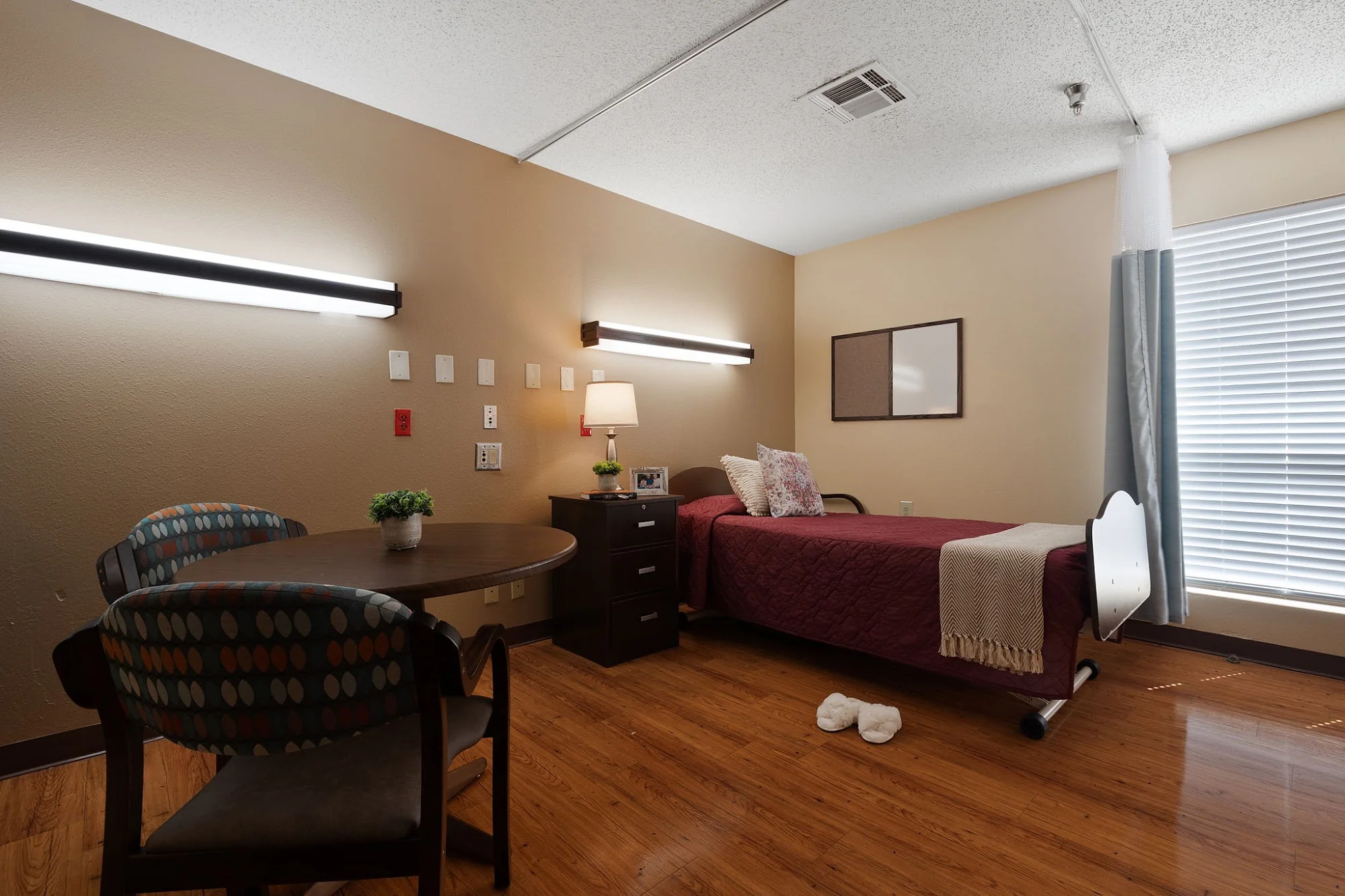 WINDSOR LAS PALMAS NURSING AND REHABILITATION CENT