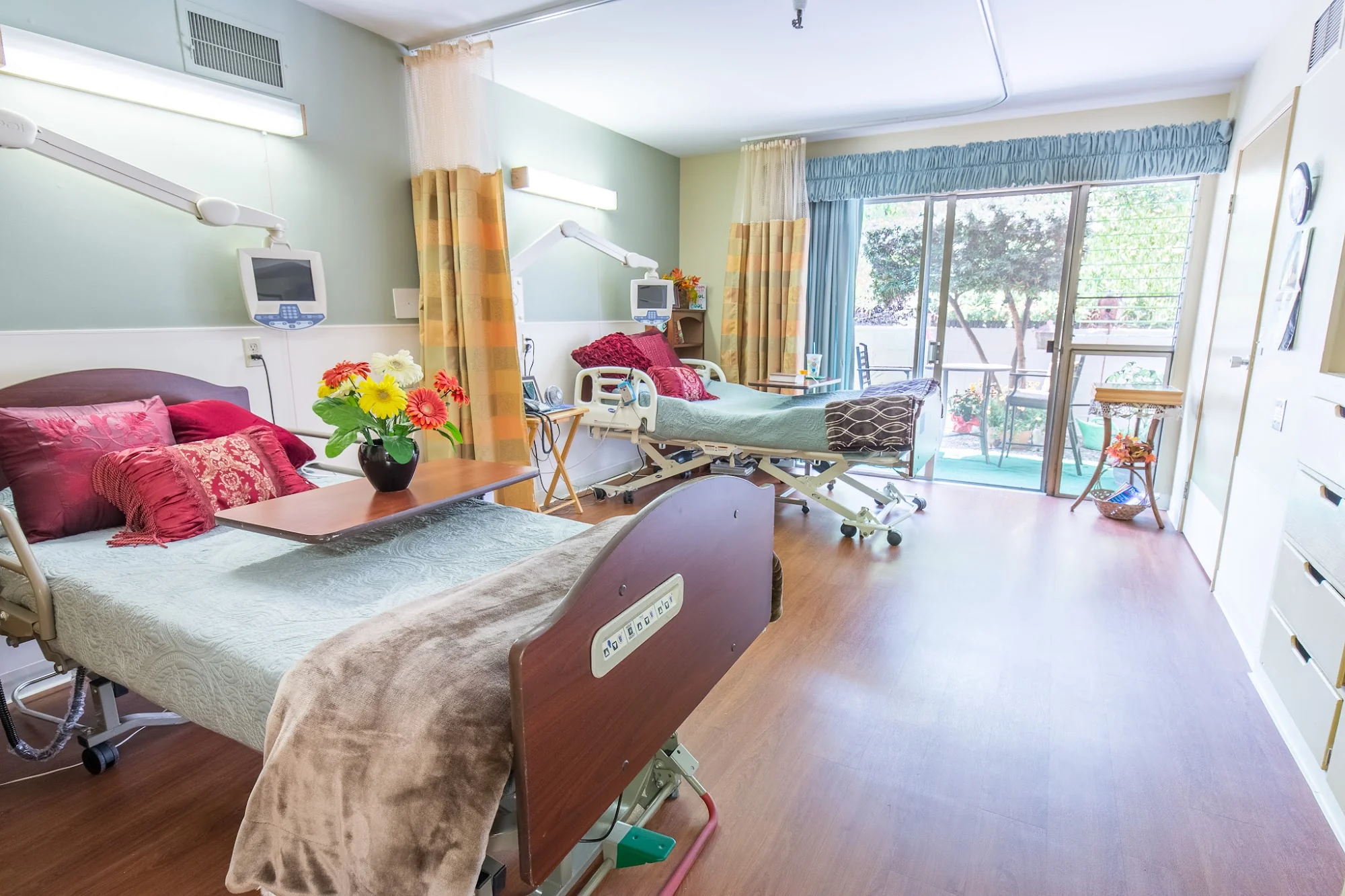 WINDSOR THE RIDGE REHABILITATION CENTER