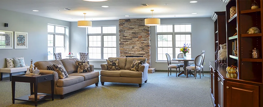 WOODLAND COUNTRY MANOR INC