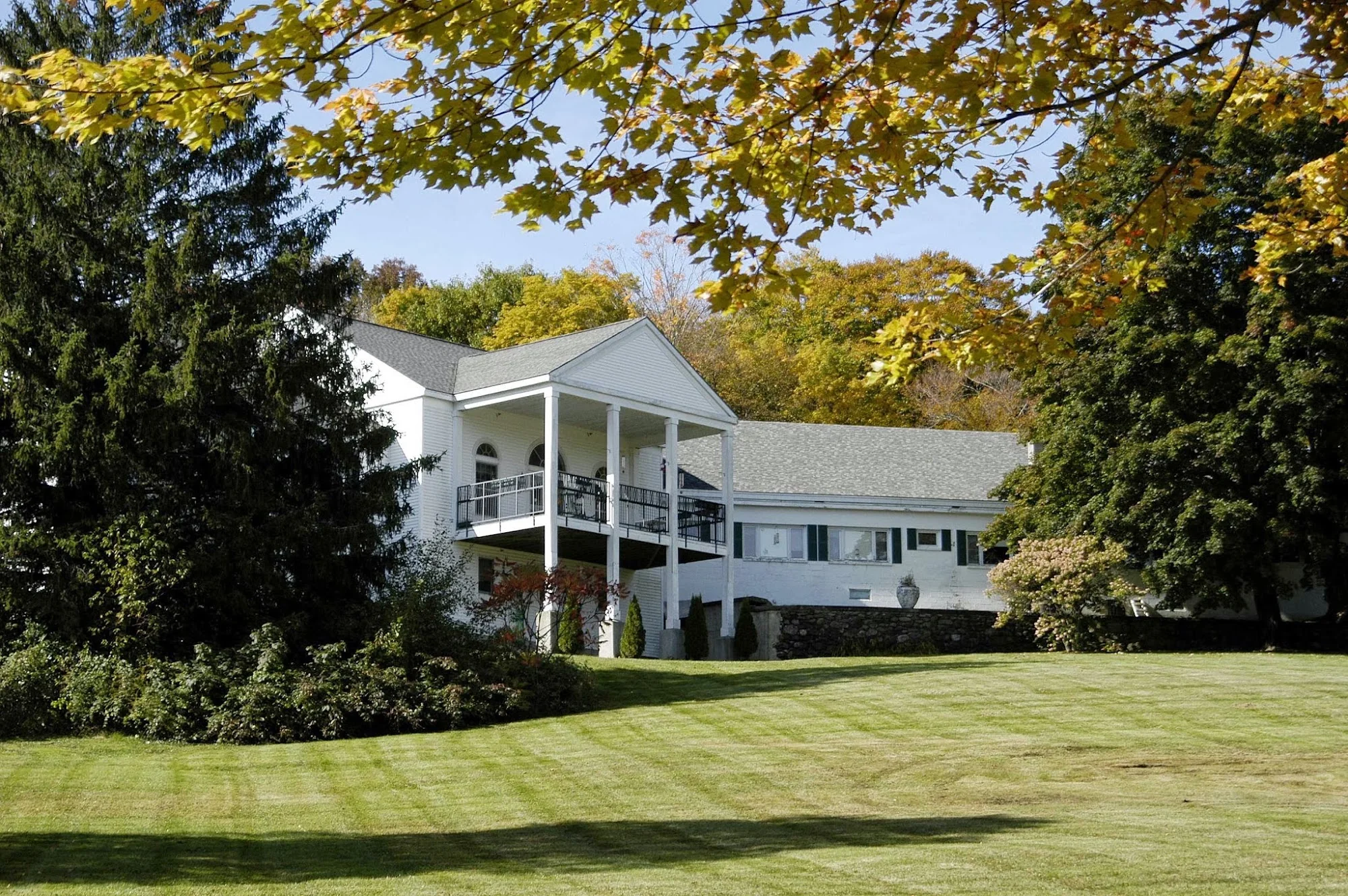WOODLAWN HEALTHCARE CENTER LLC