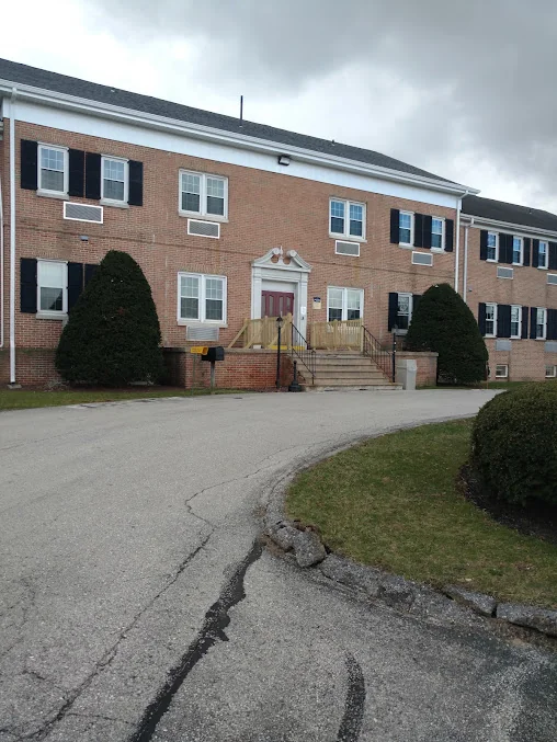 YORK SOUTH SKILLED NURSING AND REHABILITATION CTR