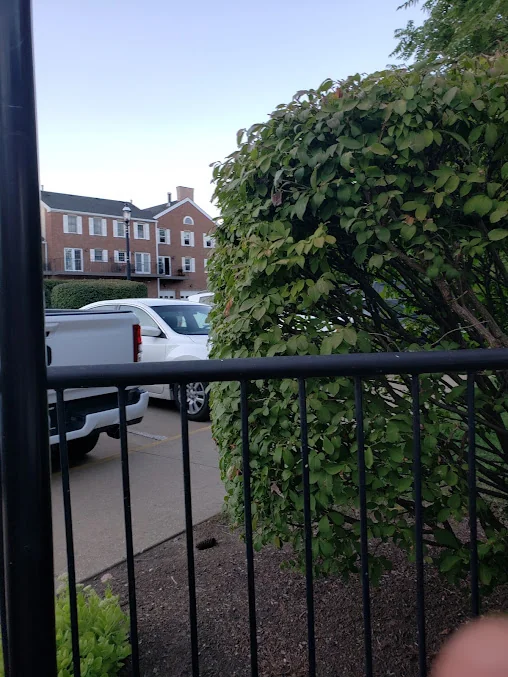 HOMETOWN CARE - Photo 2