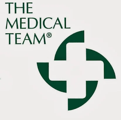 THE MEDICAL TEAM - Photo 2